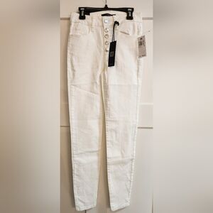 Numero Verona ankle high rise Skinny jeans.  Size 25. Nwt